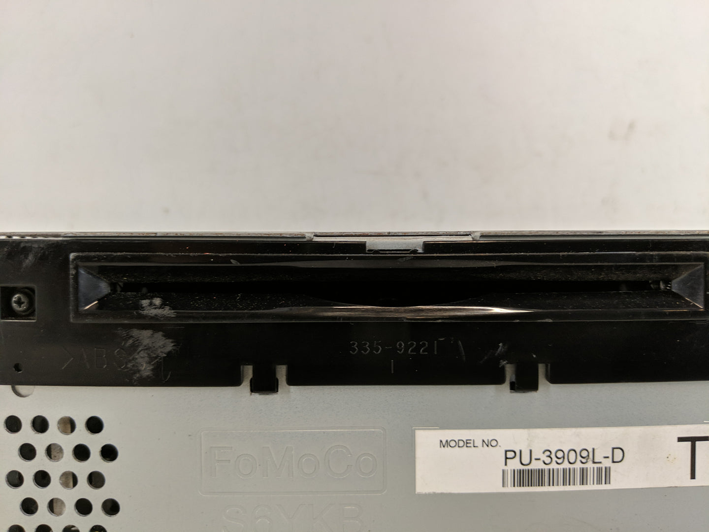 2013-2015 Ford Explorer Radio AM FM Cd Player Receiver Replacement Fits Fits 2013 2014 2015 OEM Used Auto Parts - Oemusedaut