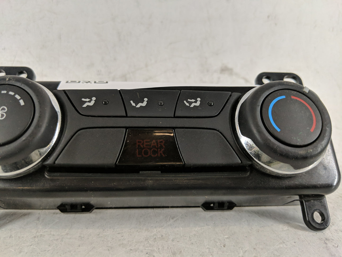 2015 Ford Explorer Climate Control Module Temperature AC/Heater Replacement P/N:BB5T-19980-BD Fits OEM Used Auto Parts - Oem