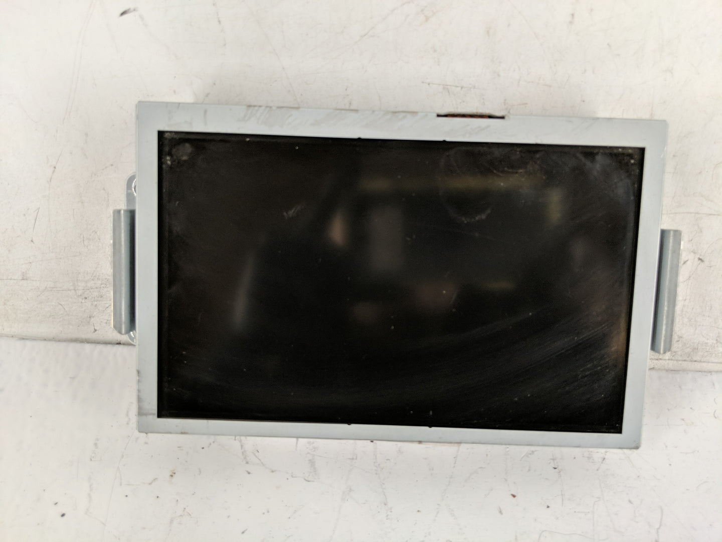 2015-2016 Ford Explorer Information Display Screen - Oemusedautoparts1.com