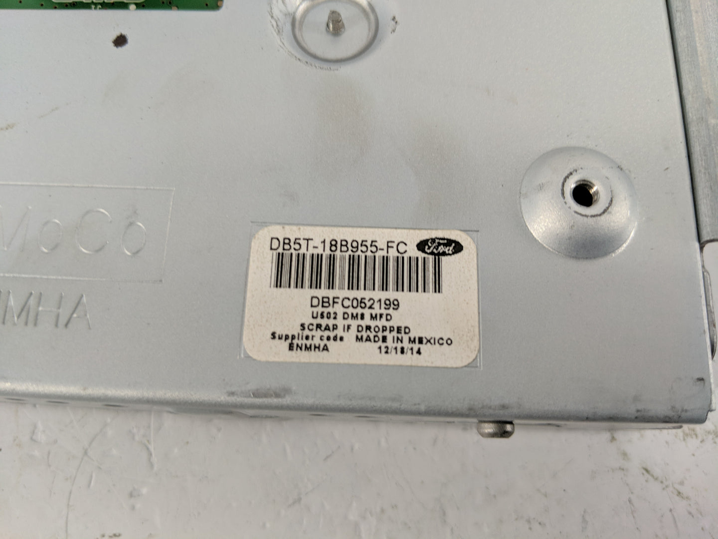 2015-2016 Ford Explorer Information Display Screen - Oemusedautoparts1.com