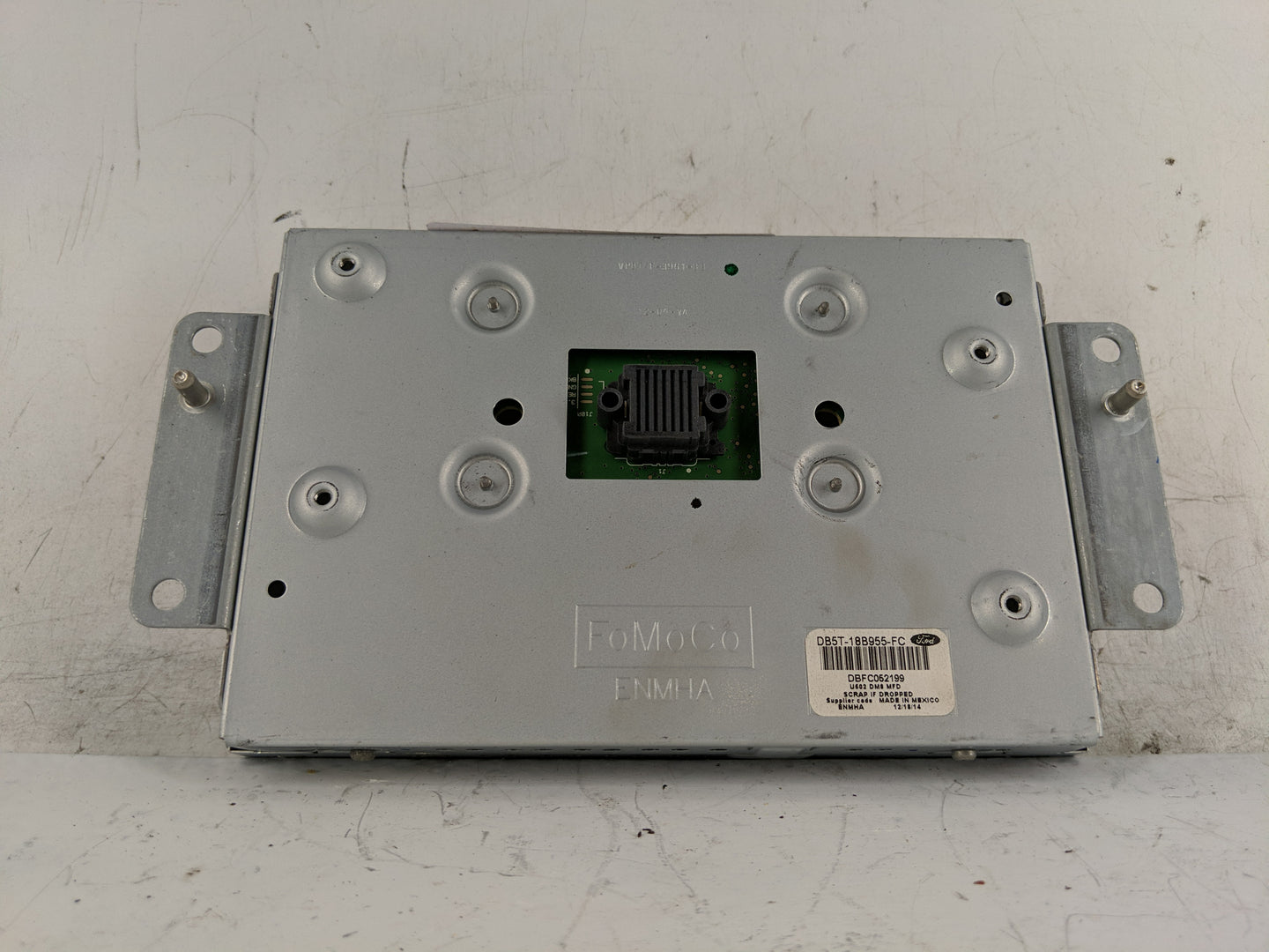 2015-2016 Ford Explorer Information Display Screen - Oemusedautoparts1.com