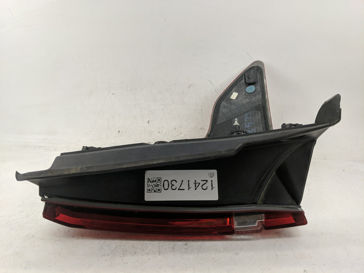 2013-2015 Ford Explorer Tail Light Assembly Passenger Right OEM P/N:BB53-13404-B BB53-13B504-B Fits Fits 2013 2014 2015 OEM 