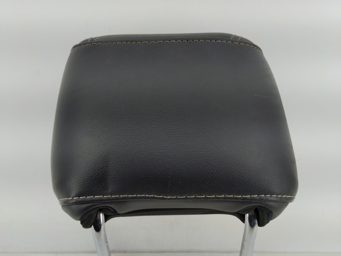 2015 Ford Explorer Headrest Head Rest Front Driver Passenger Seat Fits Fits 1998 1999 2000 OEM Used Auto Parts - Oemusedauto