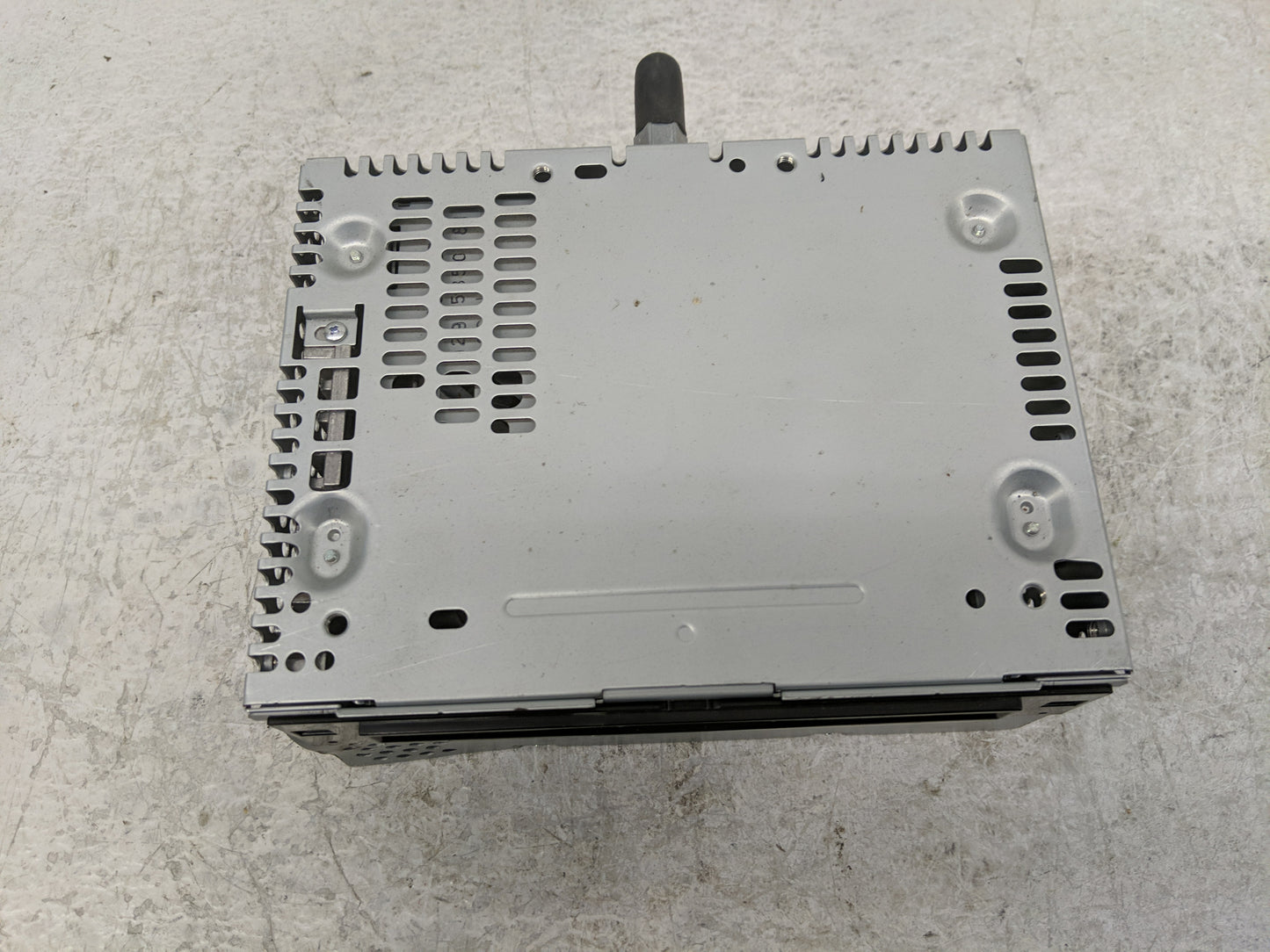 2015 Ford Explorer Radio AM FM Cd Player Receiver Replacement P/N:EB5T-19C107-HA Fits OEM Used Auto Parts - Oemusedautoparts