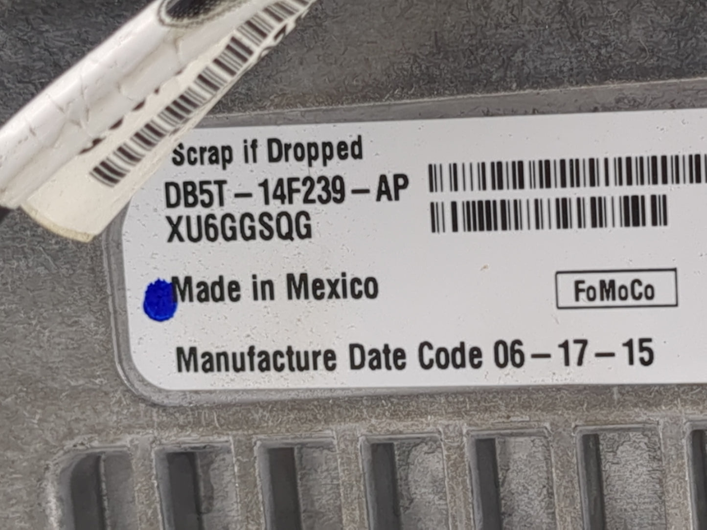 2015-2016 Ford Explorer Information Display Screen - Oemusedautoparts1.com