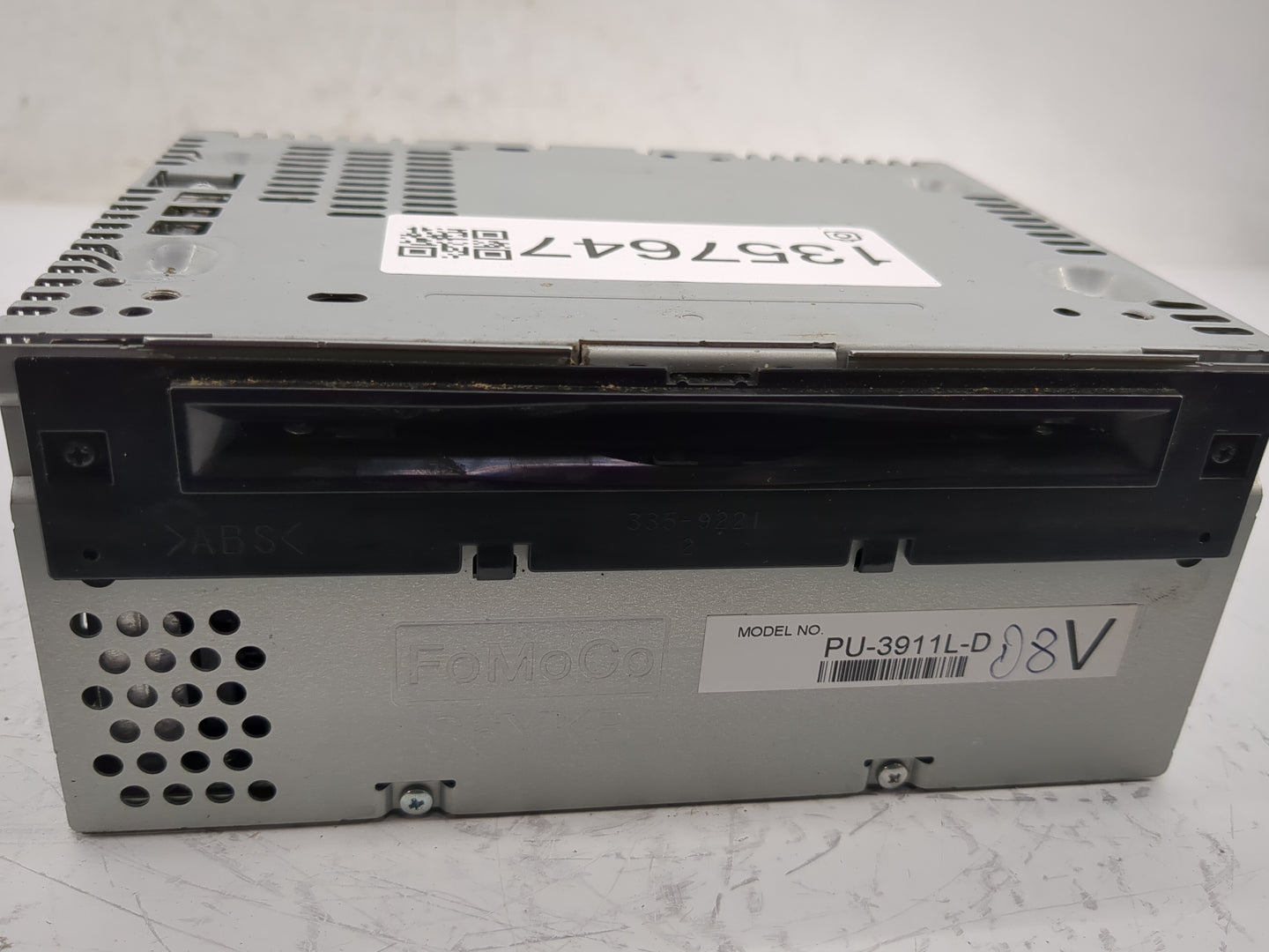 2014-2015 Ford Explorer Radio AM FM Cd Player Receiver Replacement Fits Fits 2014 2015 OEM Used Auto Parts - Oemusedautopart