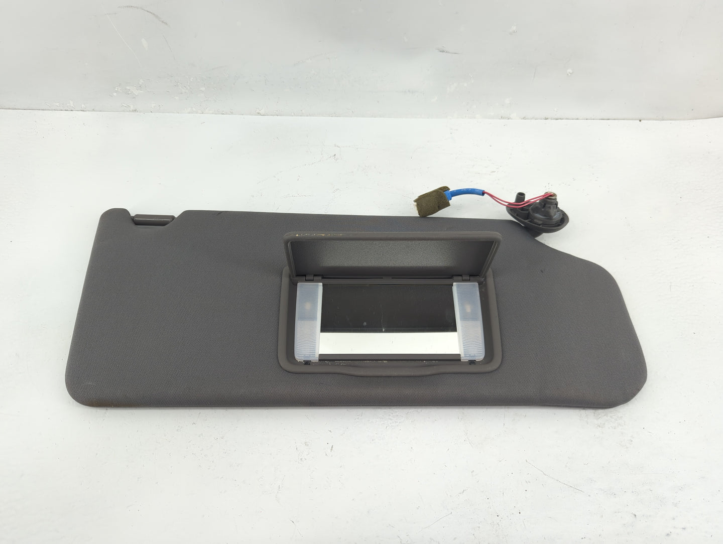 2011-2015 Ford Explorer Sun Visor Shade Replacement Passenger Right Mirror Fits Fits 2011 2012 2013 2014 2015 OEM Used Auto 