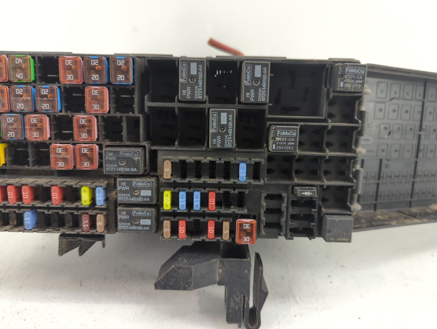 2014-2015 Ford Explorer Fusebox Fuse Box Panel Relay Module P/N:BT4T-14A003-AA Fits Fits 2014 2015 OEM Used Auto Parts - Oem