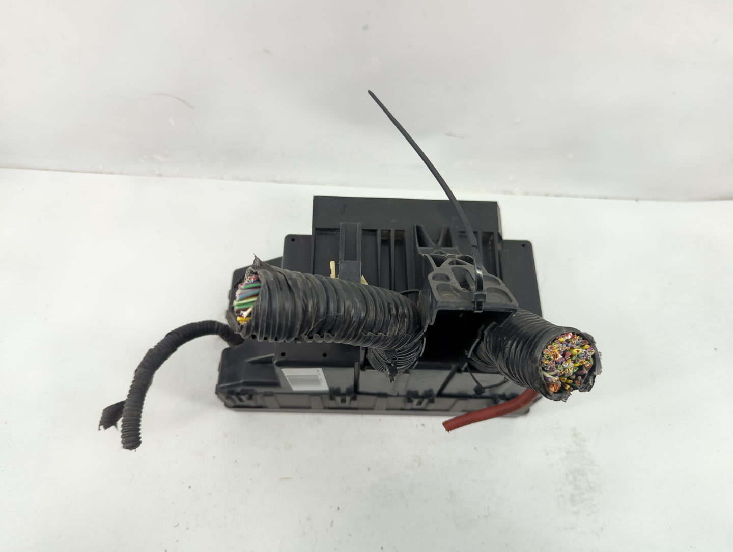 2014-2015 Ford Explorer Fusebox Fuse Box Panel Relay Module P/N:BT4T-14A003-AA Fits Fits 2014 2015 OEM Used Auto Parts - Oem