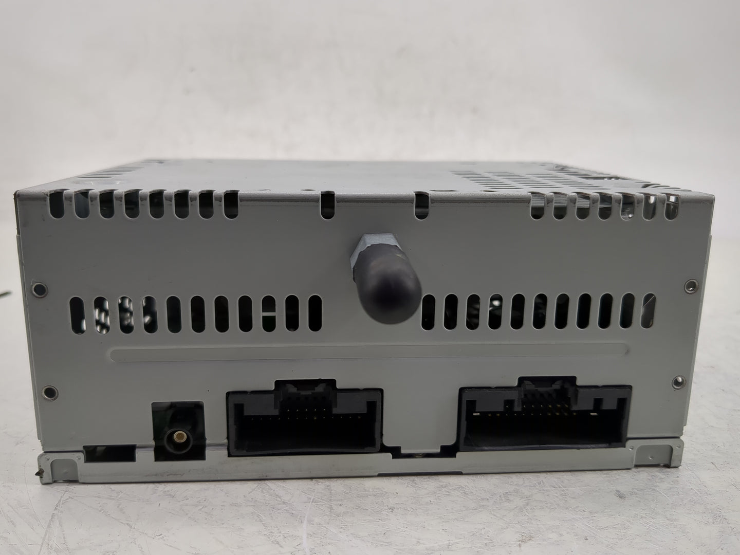 2015 Ford Explorer Radio AM FM Cd Player Receiver Replacement P/N:EB5T-19C107-GB Fits OEM Used Auto Parts - Oemusedautoparts