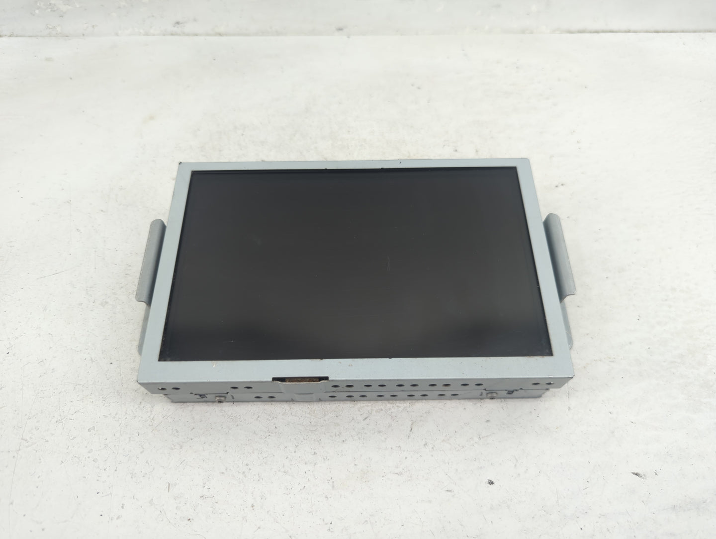 2015-2016 Ford Explorer Information Display Screen - Oemusedautoparts1.com