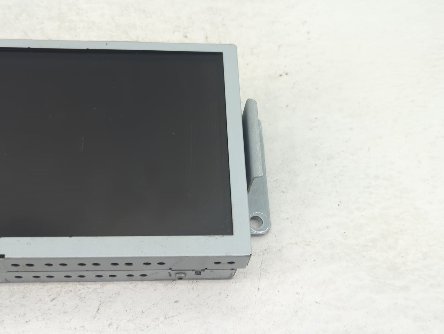 2015-2016 Ford Explorer Information Display Screen - Oemusedautoparts1.com