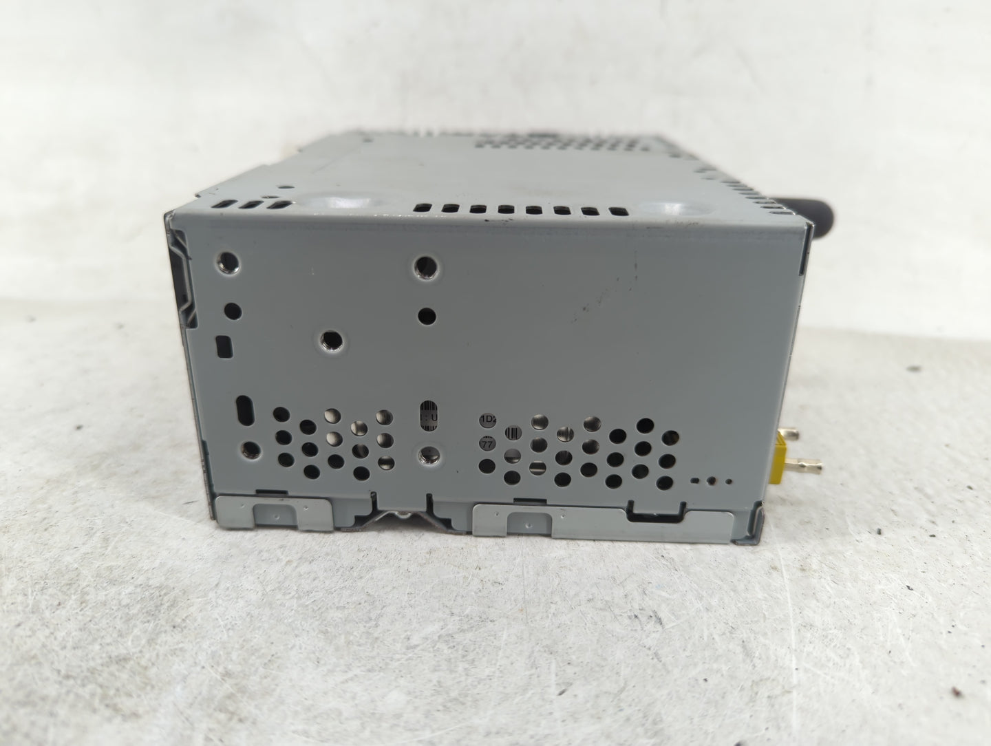 2015 Ford Explorer Radio AM FM Cd Player Receiver Replacement P/N:EB5T-19C107-JB Fits OEM Used Auto Parts - Oemusedautoparts