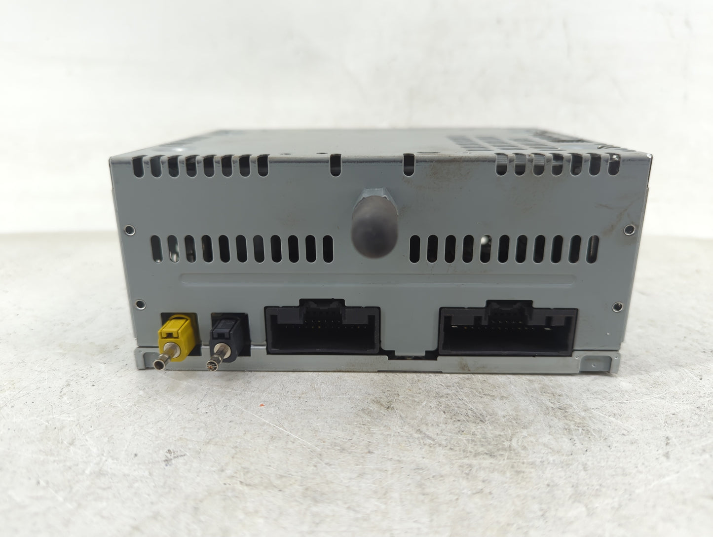 2015 Ford Explorer Radio AM FM Cd Player Receiver Replacement P/N:EB5T-19C107-JB Fits OEM Used Auto Parts - Oemusedautoparts