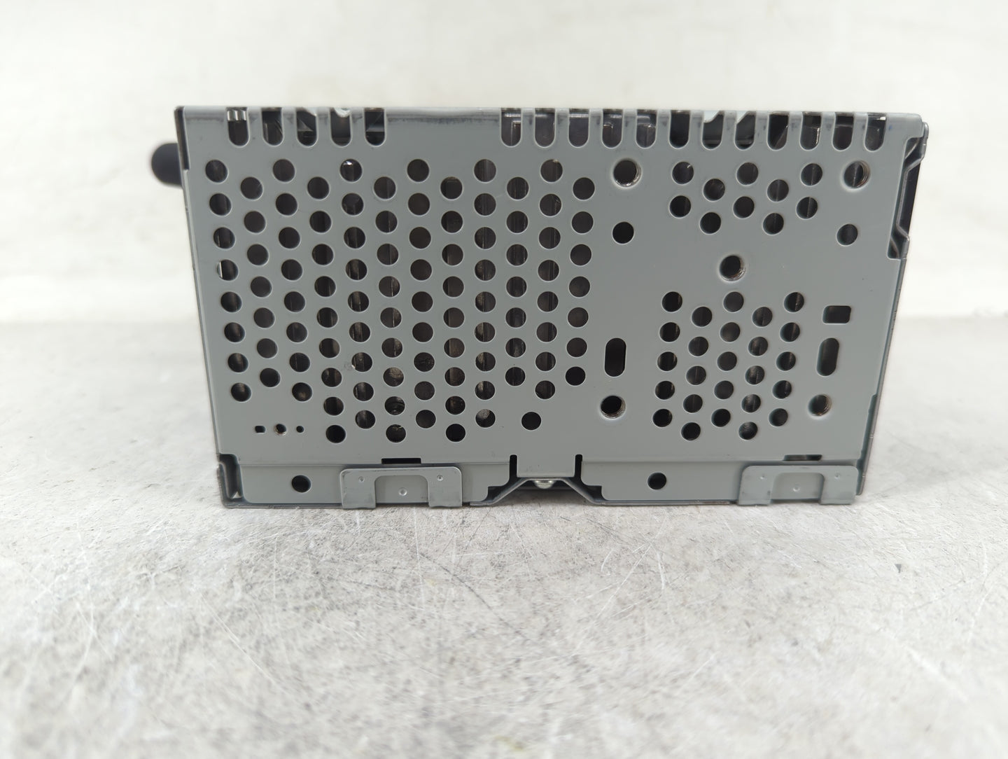 2015 Ford Explorer Radio AM FM Cd Player Receiver Replacement P/N:EB5T-19C107-JB Fits OEM Used Auto Parts - Oemusedautoparts