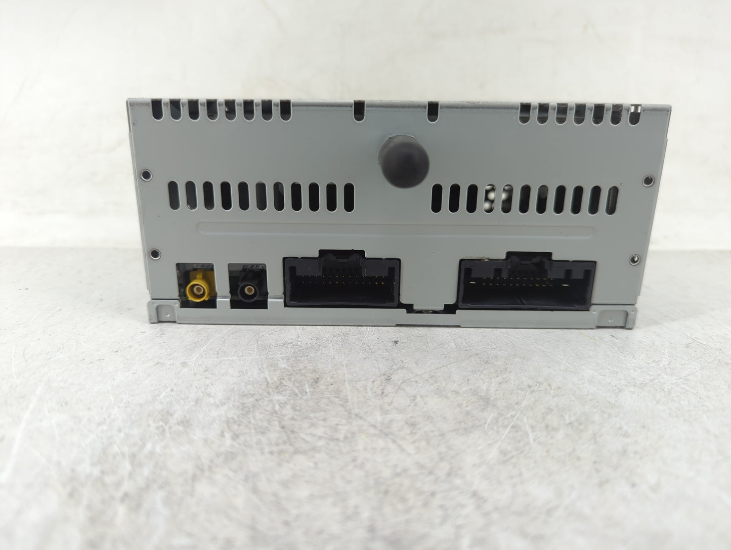 2015 Ford Explorer Radio AM FM Cd Player Receiver Replacement P/N:EB5T-19C107-JB Fits OEM Used Auto Parts - Oemusedautoparts