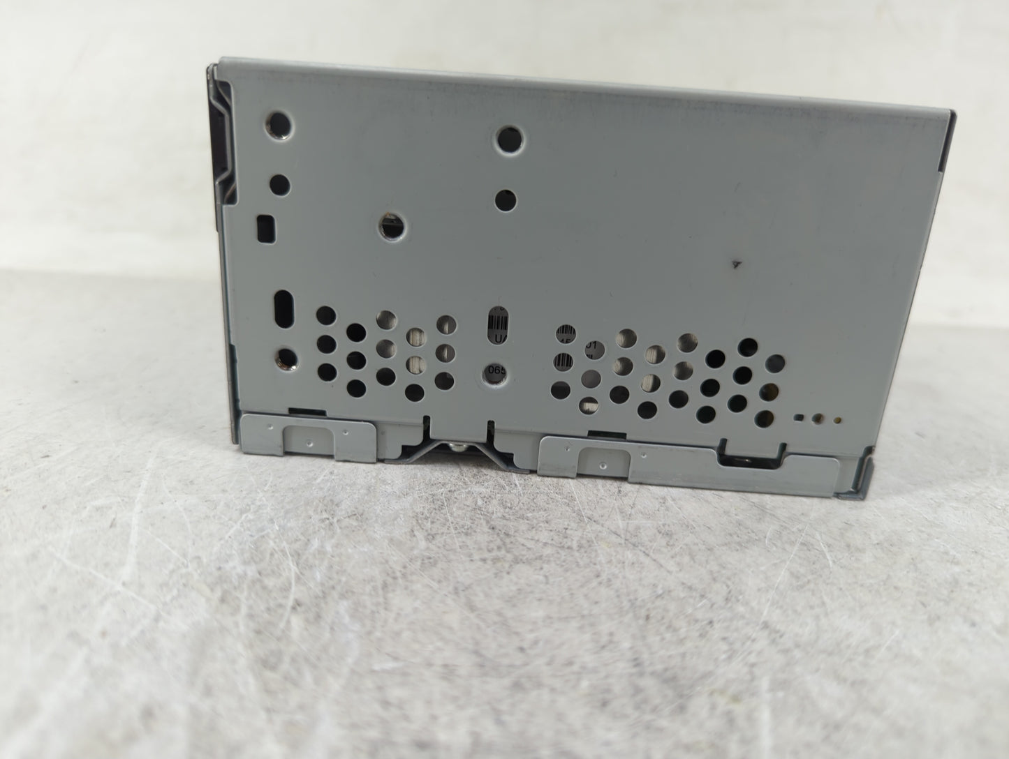 2015 Ford Explorer Radio AM FM Cd Player Receiver Replacement P/N:EB5T-19C107-JB Fits OEM Used Auto Parts - Oemusedautoparts
