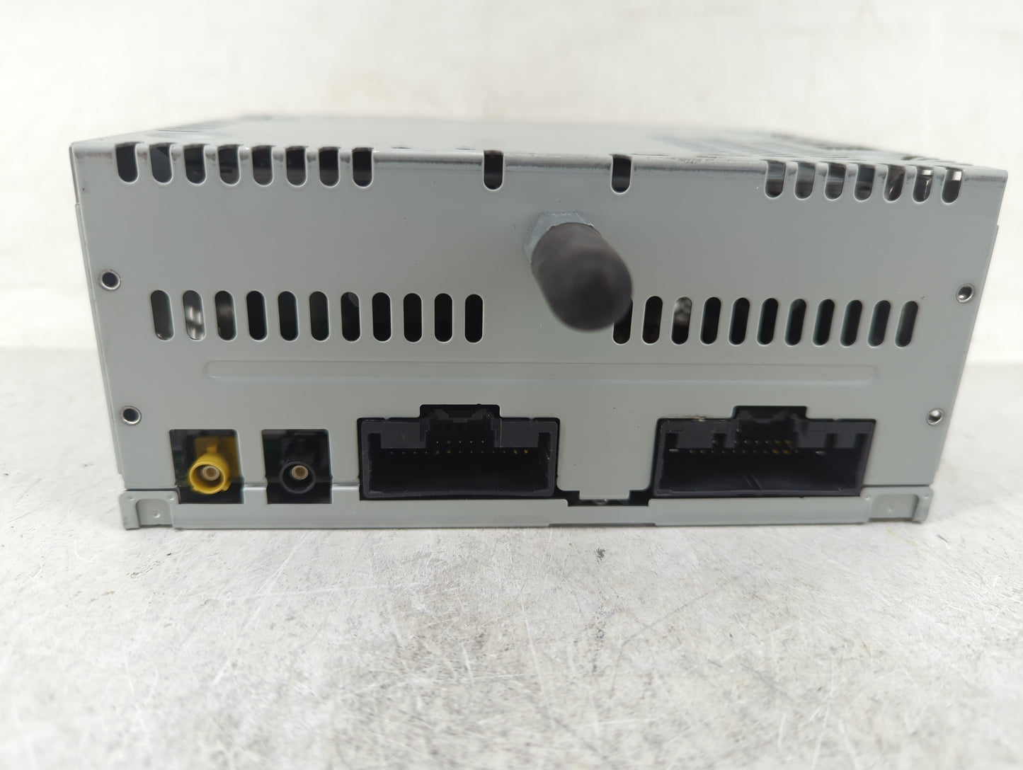 2015 Ford Explorer Radio AM FM Cd Player Receiver Replacement P/N:EB5T-19C107-JB Fits OEM Used Auto Parts - Oemusedautoparts
