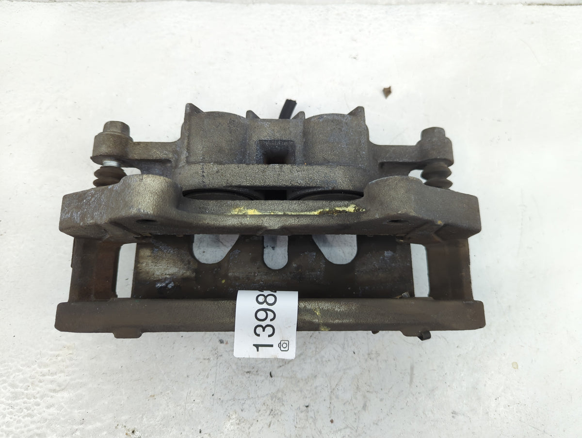 2013-2016 Ford Explorer Front Driver Left Brake Caliper 1398229 - Oemusedautoparts1.com