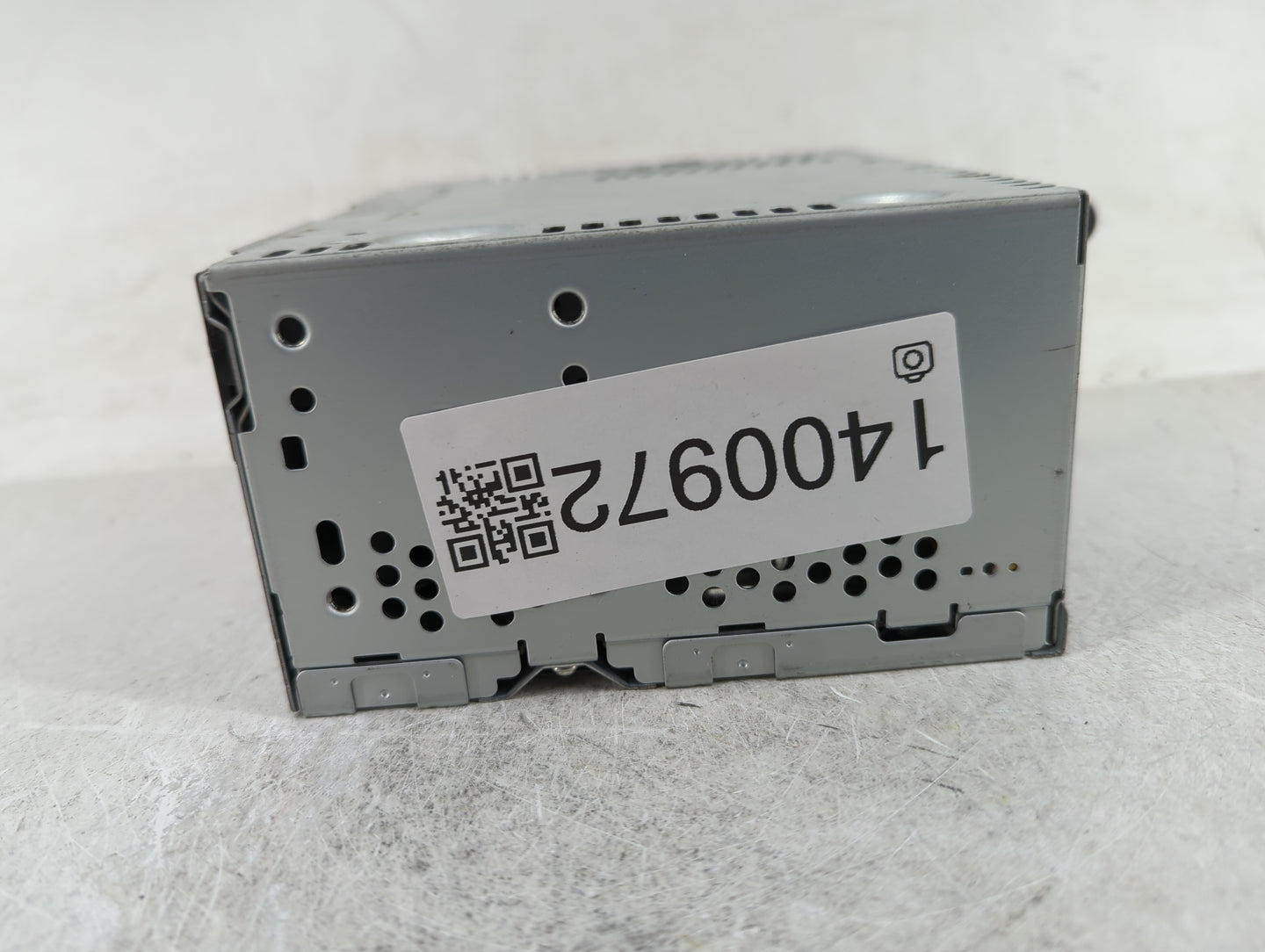 2014-2015 Ford Explorer Radio AM FM Cd Player Receiver Replacement P/N:EB5T-19C107-JA Fits Fits 2014 2015 OEM Used Auto Part