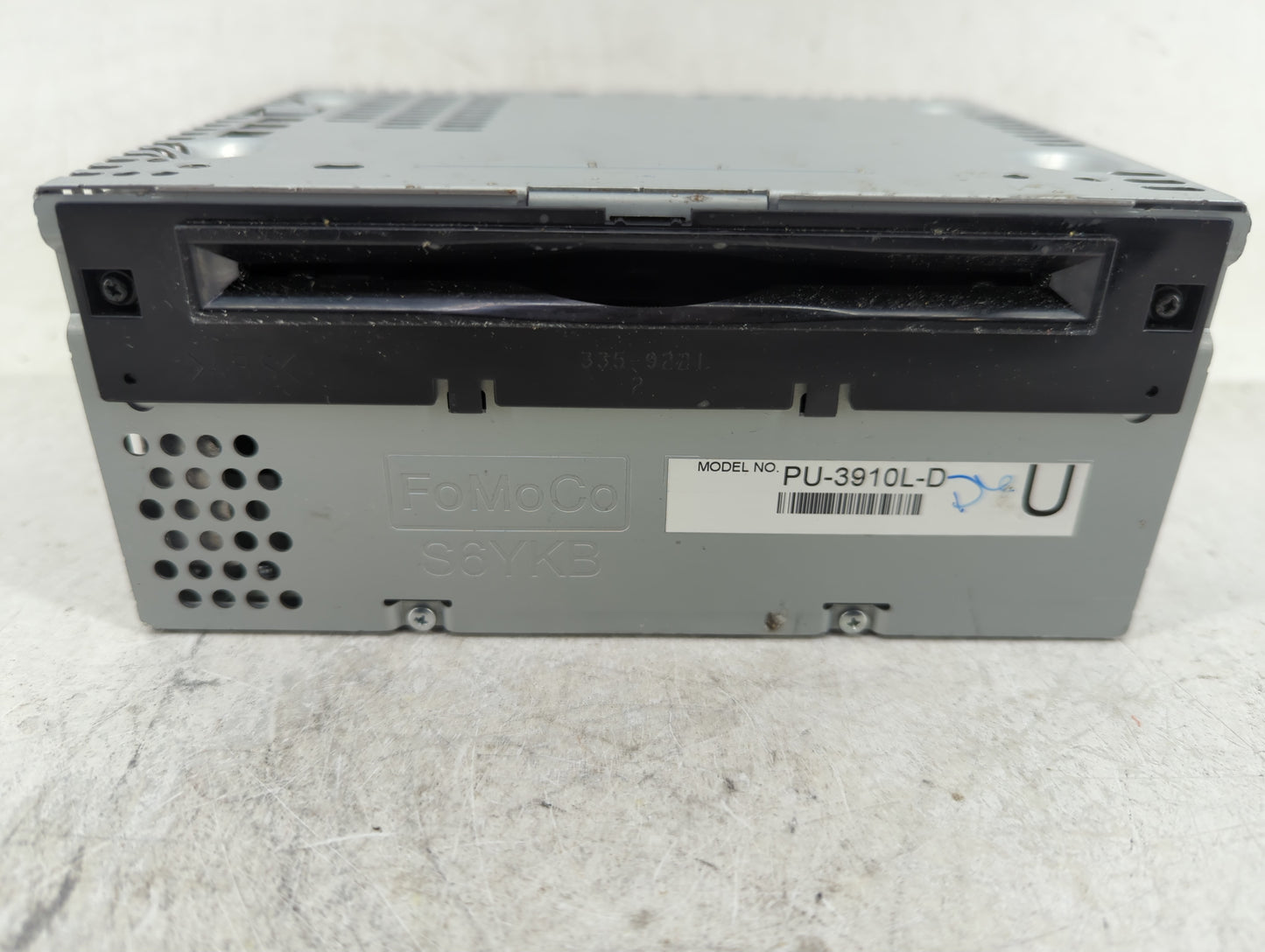 2014-2015 Ford Explorer Radio AM FM Cd Player Receiver Replacement P/N:EB5T-19C107-HA Fits Fits 2014 2015 OEM Used Auto Part