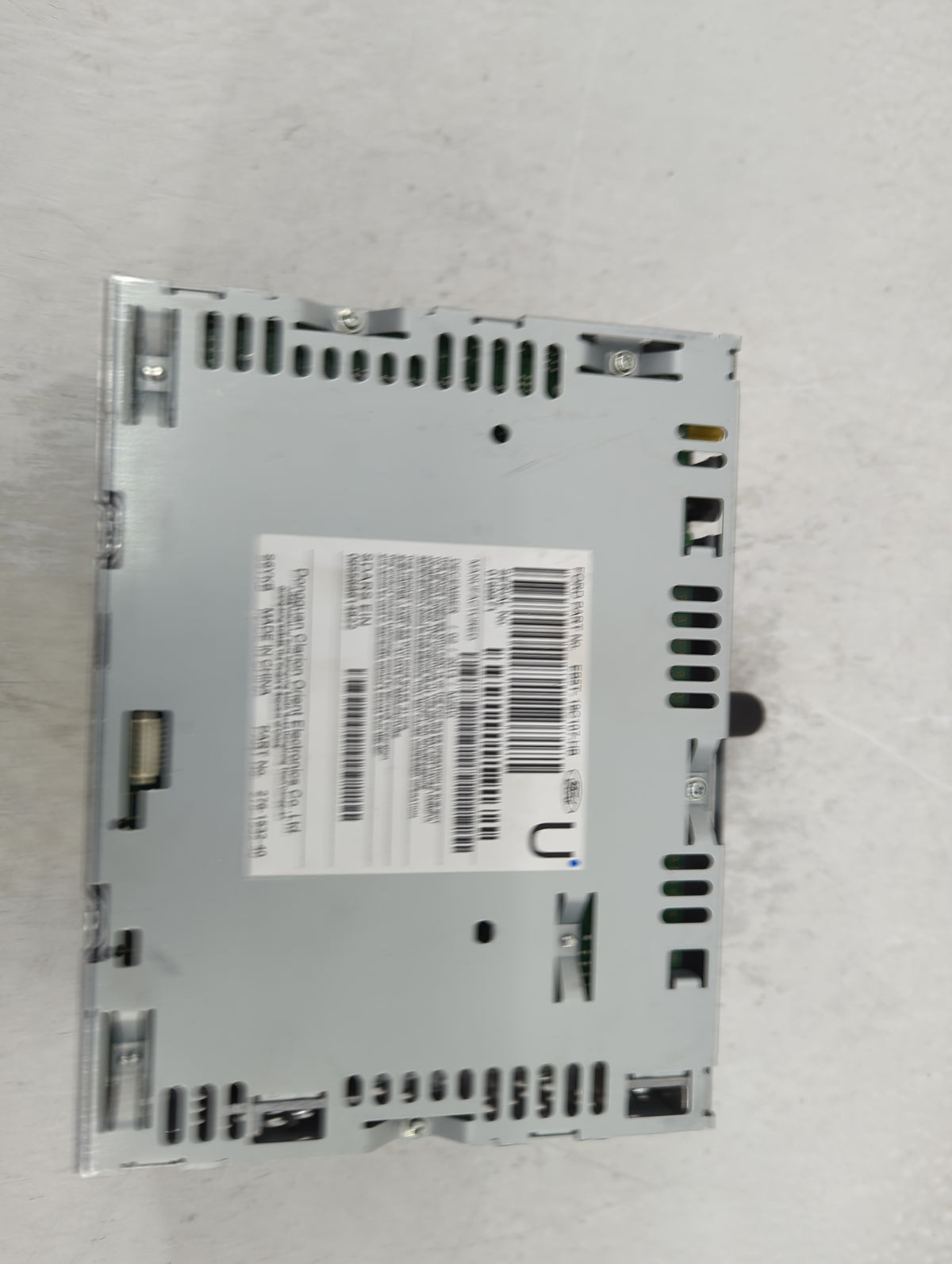 2015 Ford Explorer Radio AM FM Cd Player Receiver Replacement P/N:EB5T-19C107-HB OEM Used Auto Parts - Oemusedautoparts1.com
