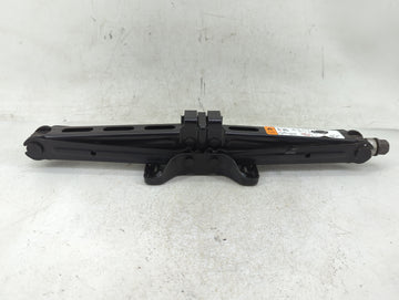 2015 Ford Explorer Spare Scissor Car Jack - Oemusedautoparts1.com