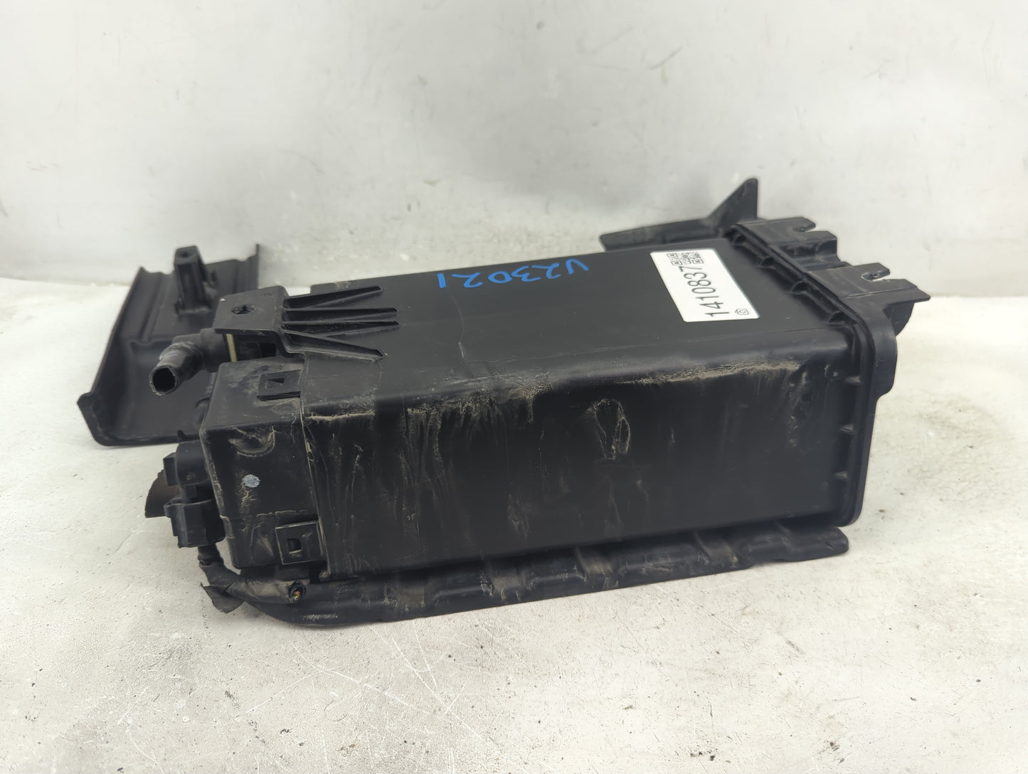 2015 Ford Explorer Fuel Vapor Charcoal Canister 1410837 - Oemusedautoparts1.com