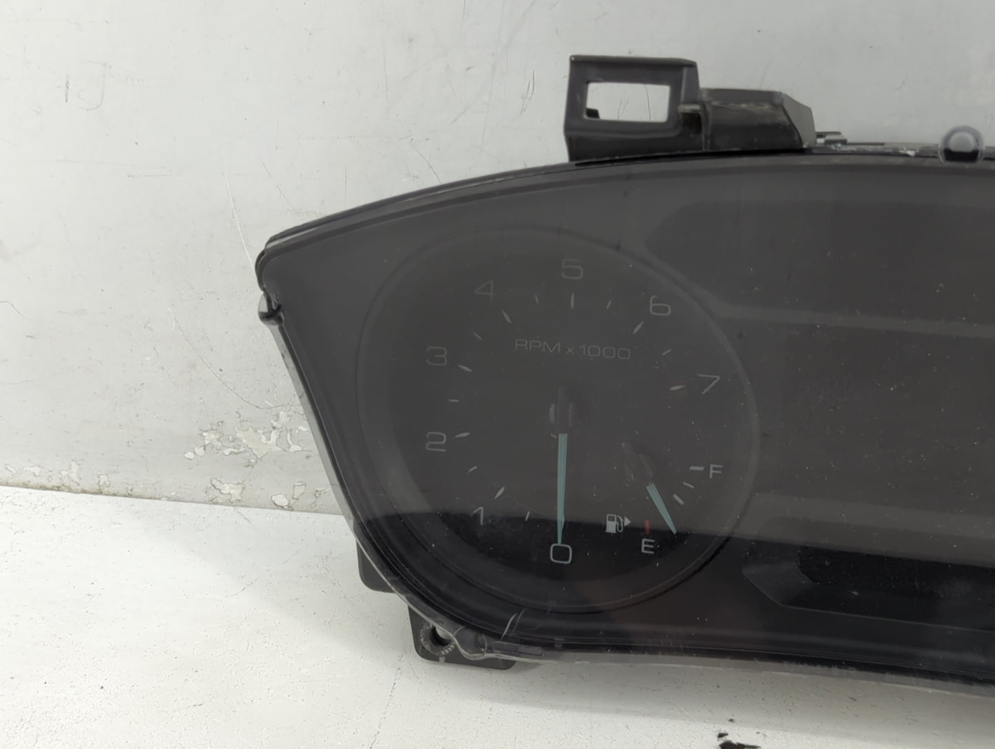 2014-2015 Ford Explorer Instrument Cluster Speedometer Gauges P/N:EB5T-10849-EF Fits Fits 2014 2015 OEM Used Auto Parts - Oe