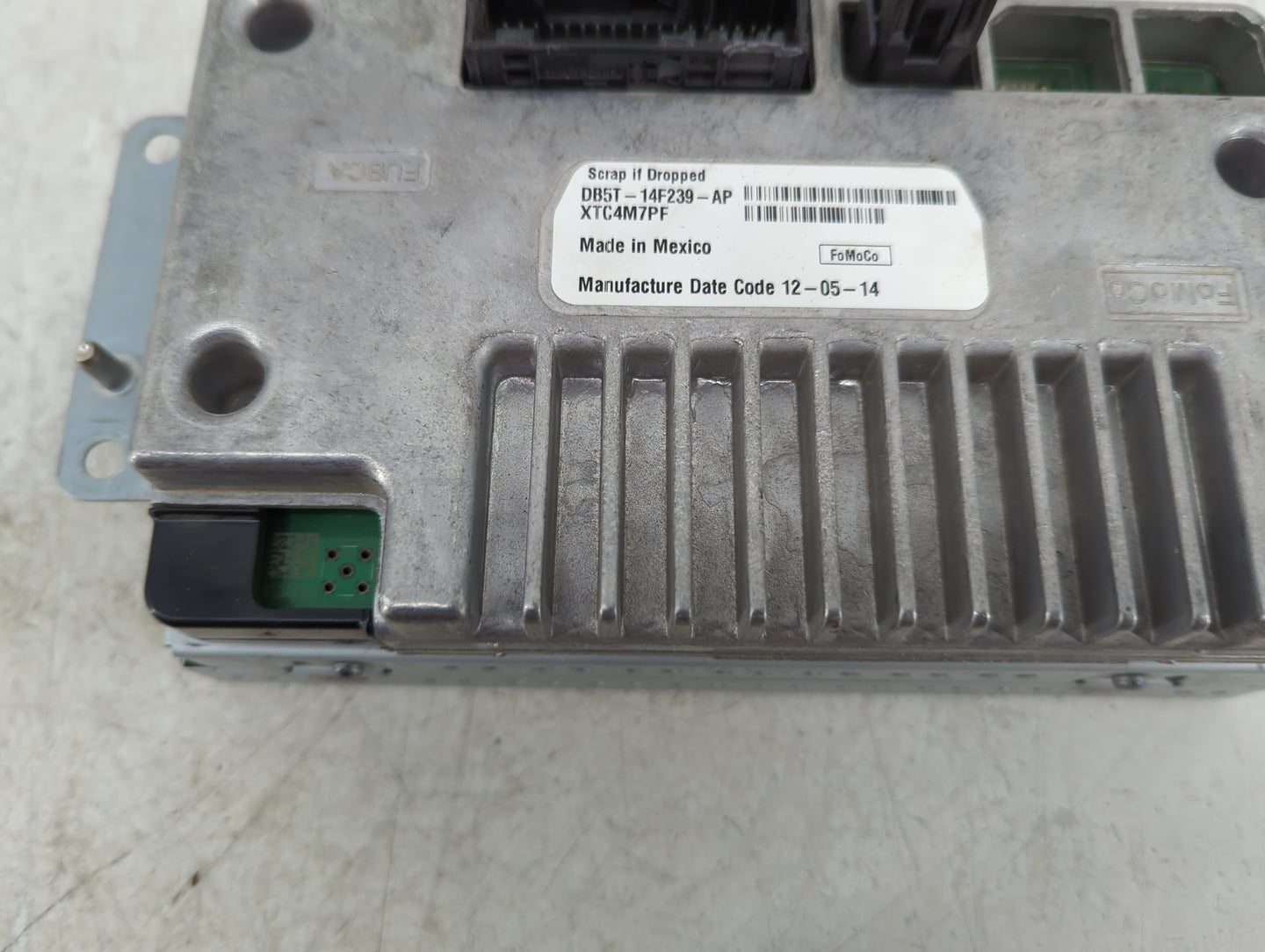2015-2016 Ford Explorer Information Display Screen - Oemusedautoparts1.com