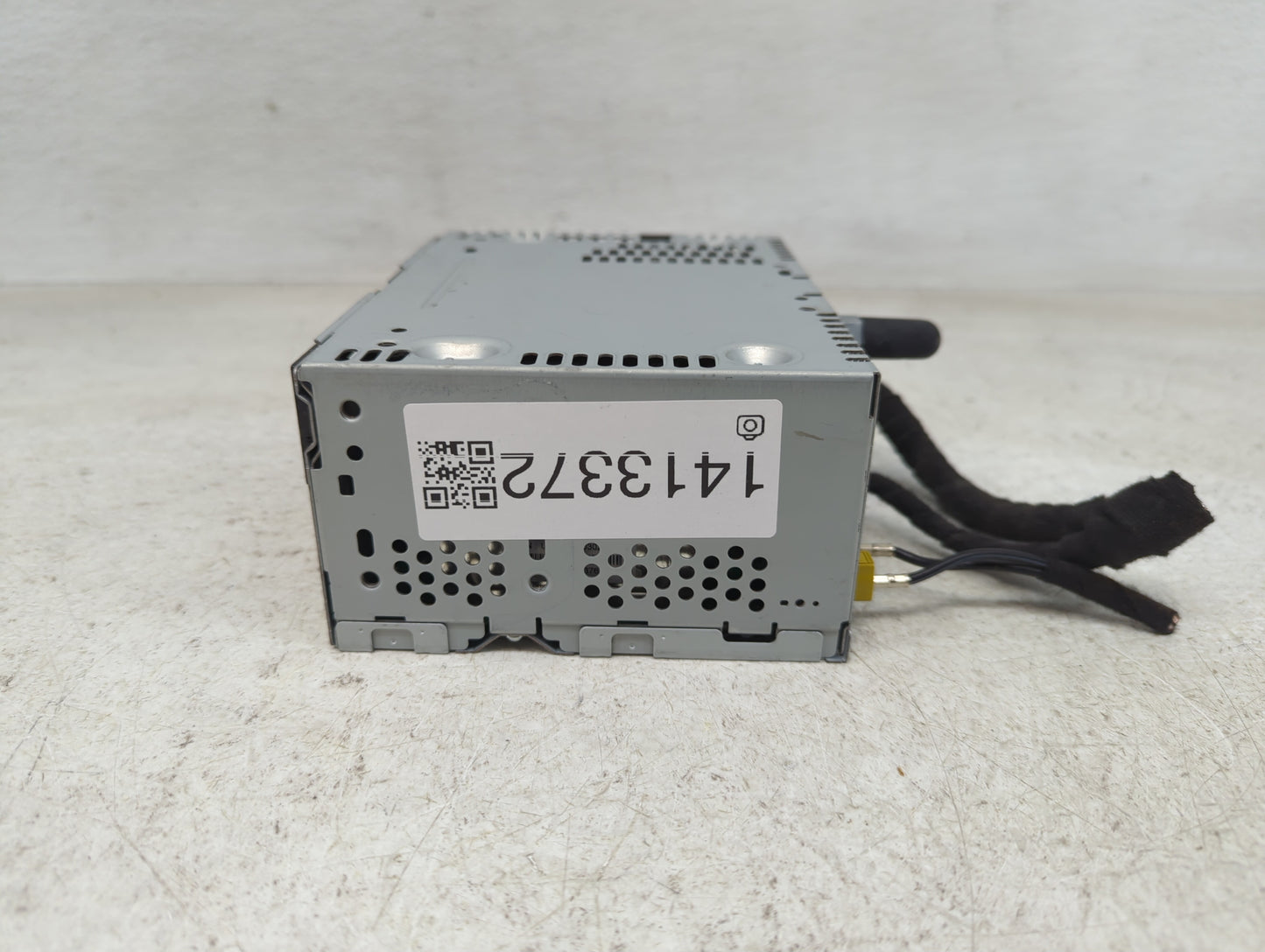 2015 Ford Explorer Radio AM FM Cd Player Receiver Replacement P/N:EB5T19C107HB Fits OEM Used Auto Parts - Oemusedautoparts1.