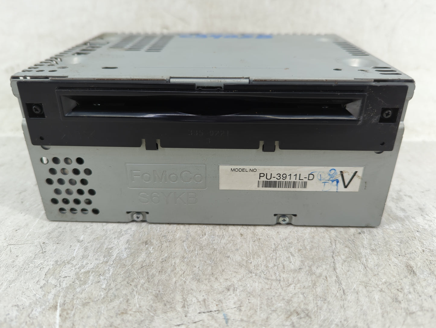 2015 Ford Explorer Radio AM FM Cd Player Receiver Replacement P/N:EB5T-19C107-JB Fits OEM Used Auto Parts - Oemusedautoparts