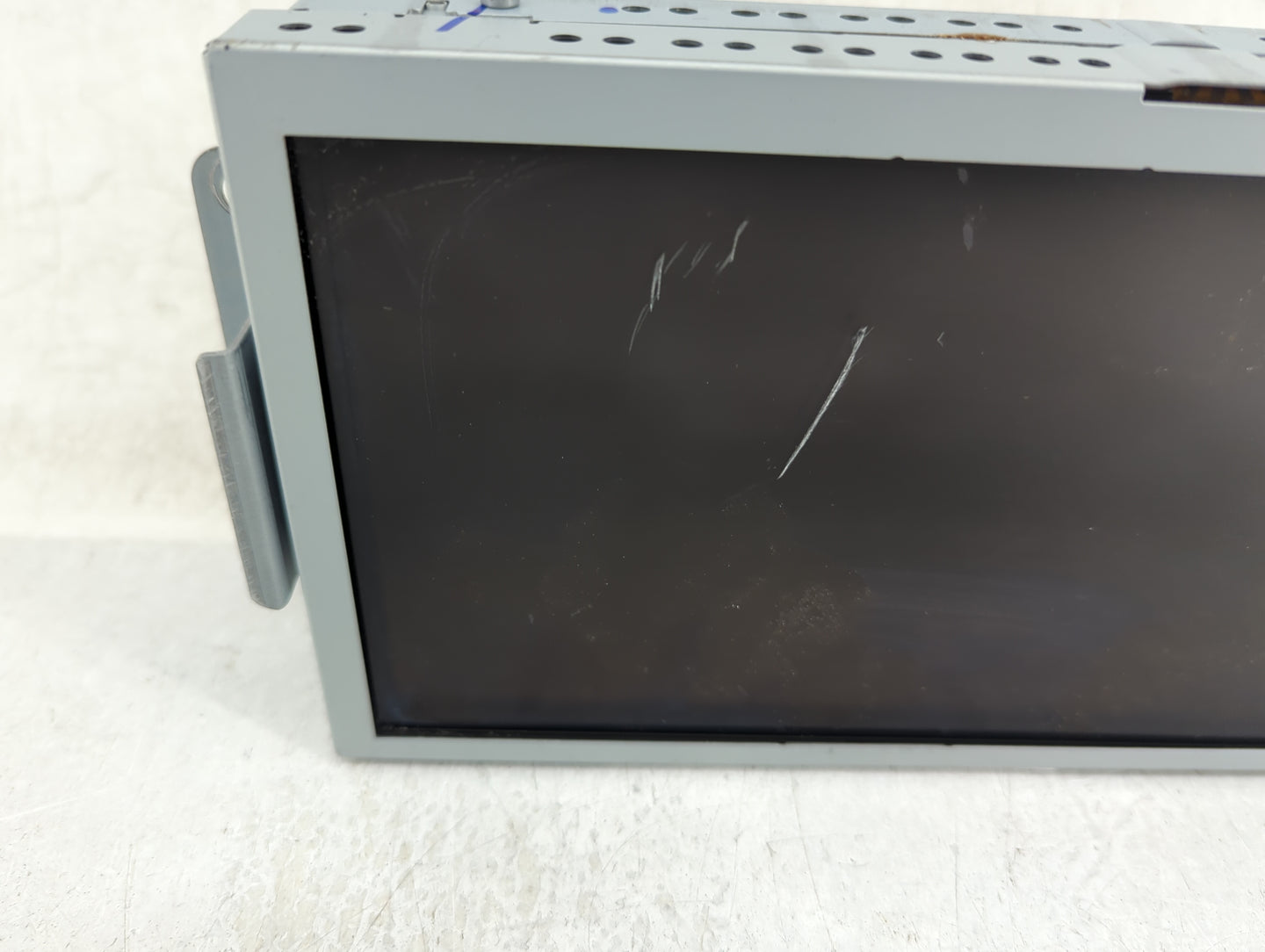 2015 Ford Explorer Radio AM FM Cd Player Receiver Replacement P/N:DB5T-14F239-AP Fits Fits 2001 2002 2003 OEM Used Auto Part