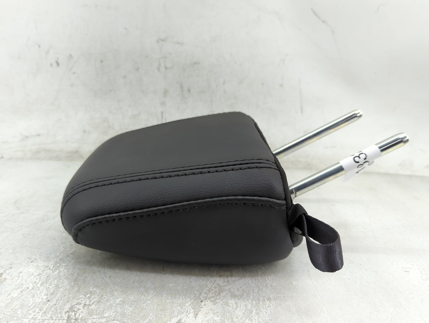 2015 Ford Explorer Headrest Head Rest Rear Center Seat Fits OEM Used Auto Parts - Oemusedautoparts1.com