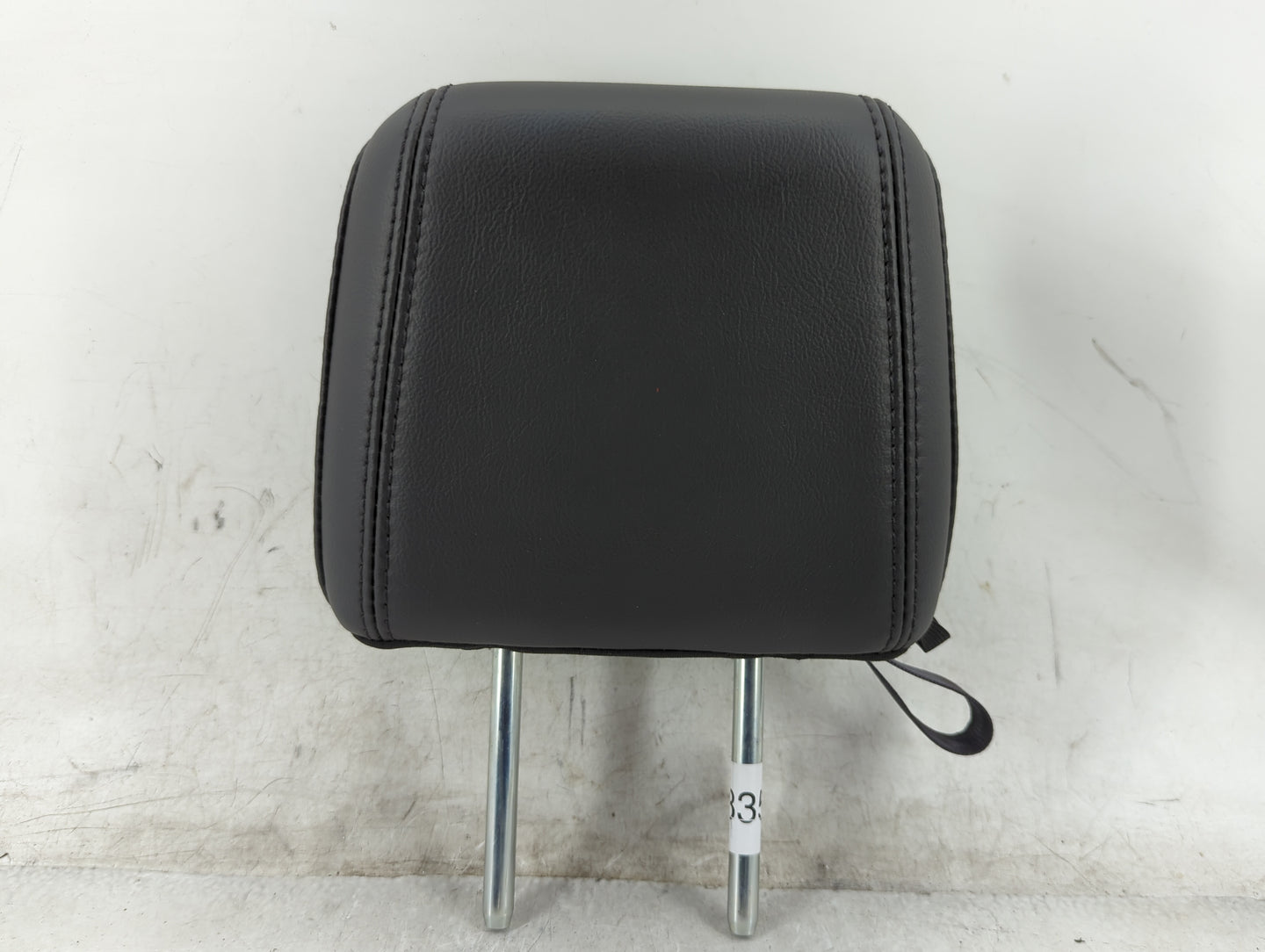 2013-2015 Ford Explorer Headrest Head Rest Front Driver Passenger Seat Fits Fits 2013 2014 2015 OEM Used Auto Parts - Oemuse