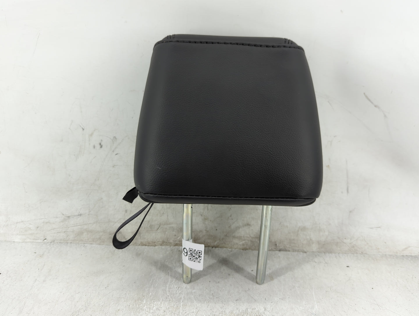 2013-2015 Ford Explorer Headrest Head Rest Front Driver Passenger Seat Fits Fits 2013 2014 2015 OEM Used Auto Parts - Oemuse
