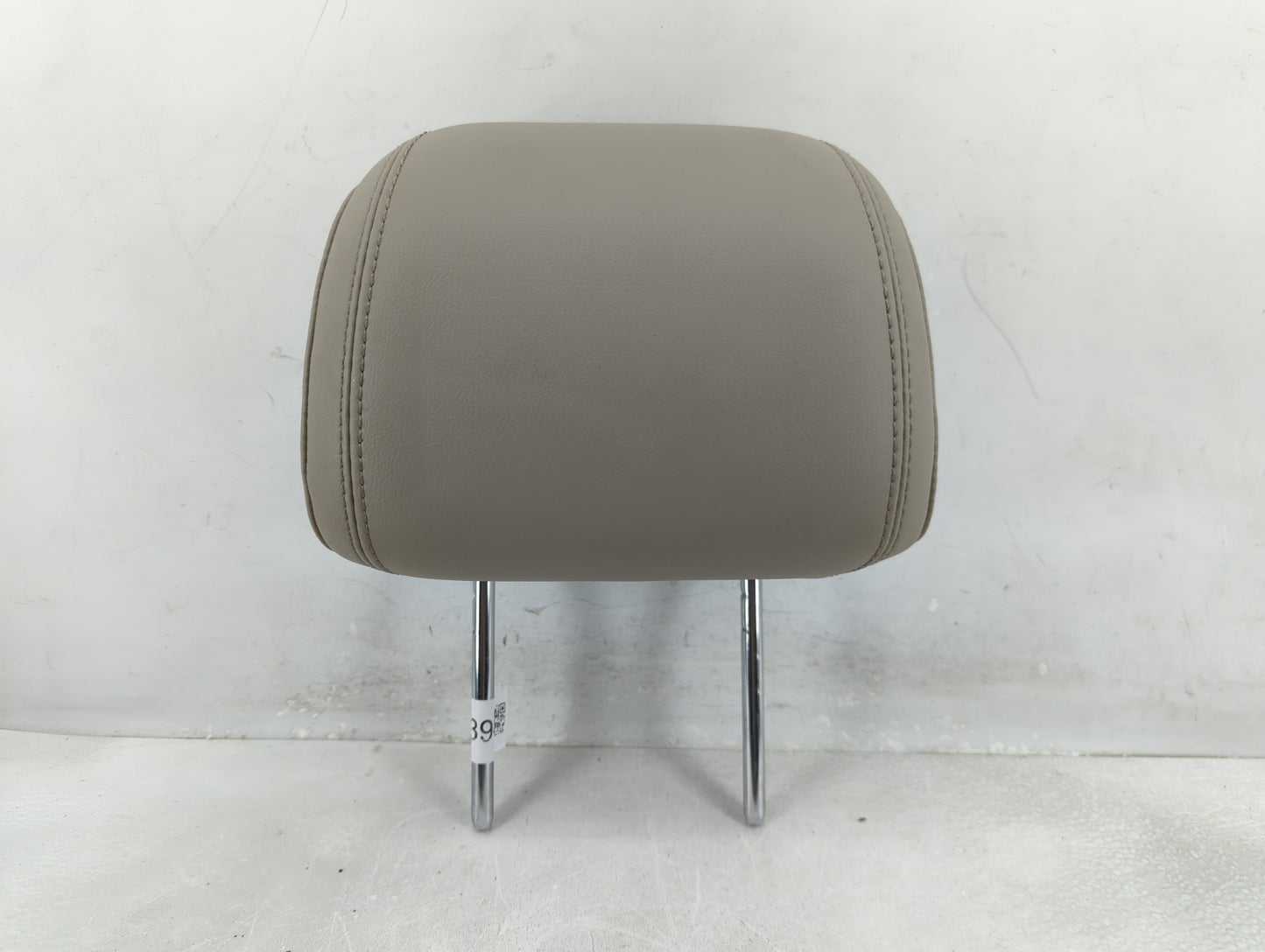 2013-2015 Ford Explorer Headrest Head Rest Front Driver Passenger Seat Fits Fits 2013 2014 2015 OEM Used Auto Parts - Oemuse