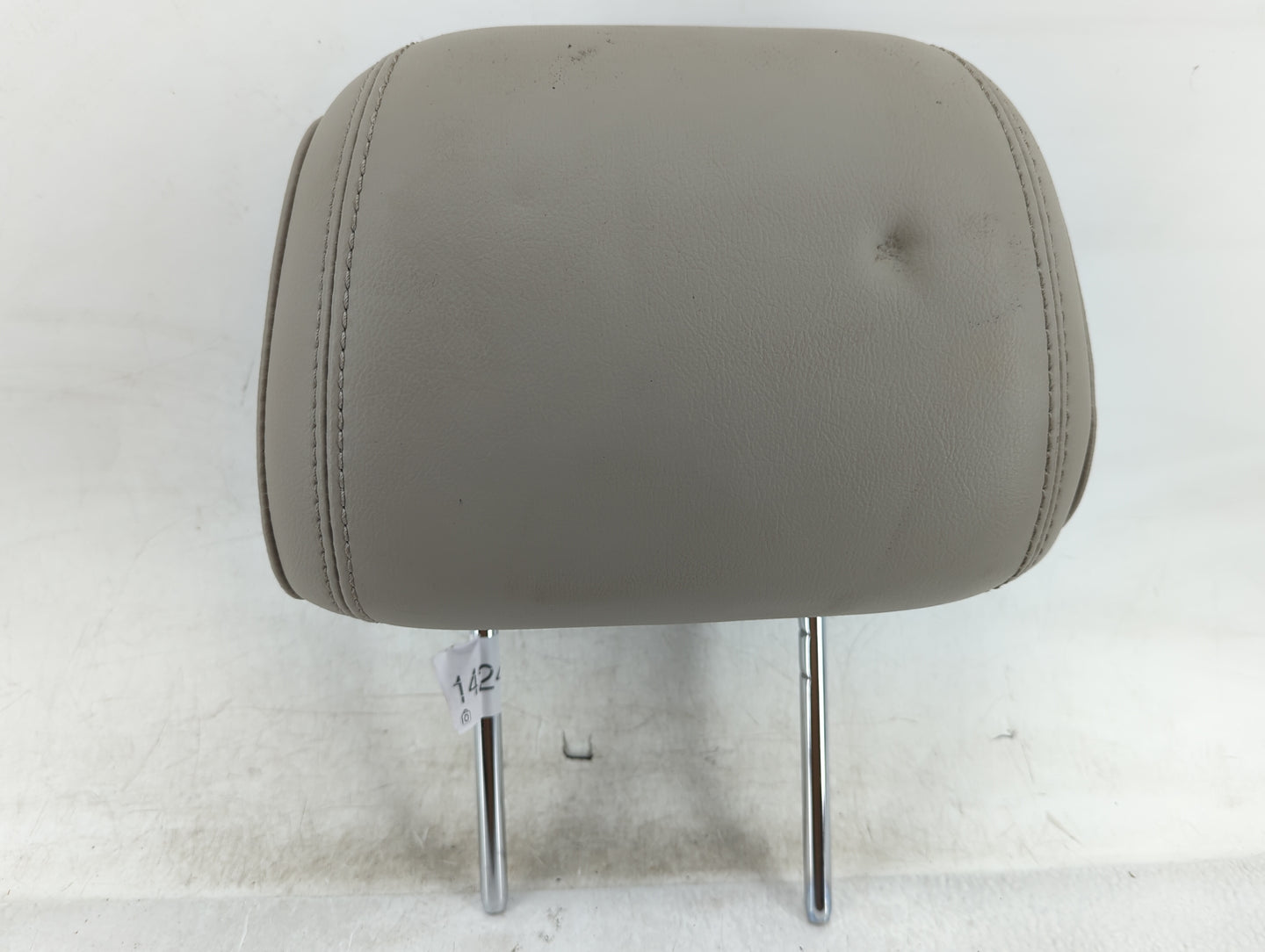 2015 Ford Explorer Headrest Head Rest Front Driver Passenger Seat Fits OEM Used Auto Parts - Oemusedautoparts1.com