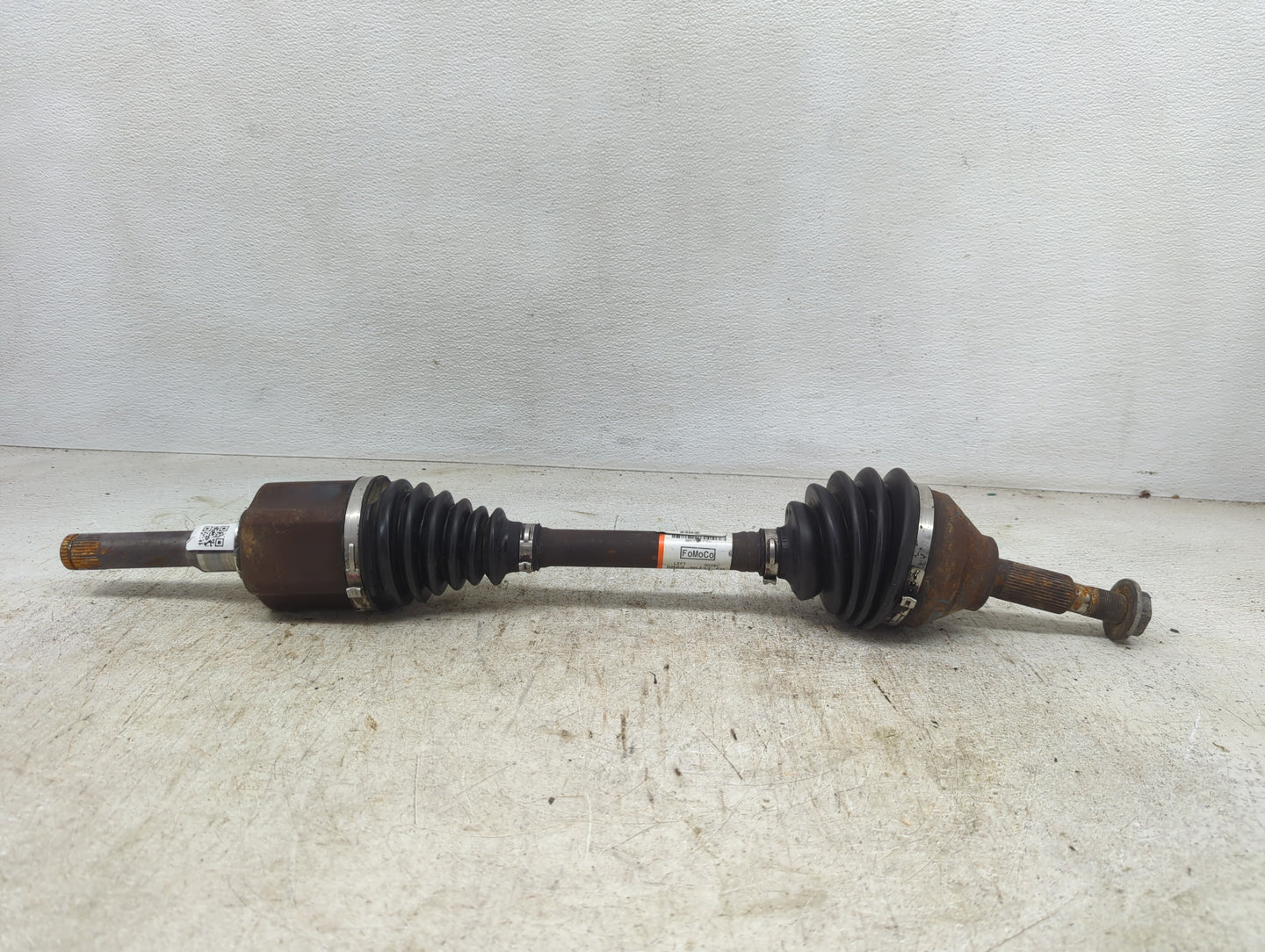 2012-2015 Ford Explorer Axle Shaft Front Driver Cv C/v - Oemusedautoparts1.com