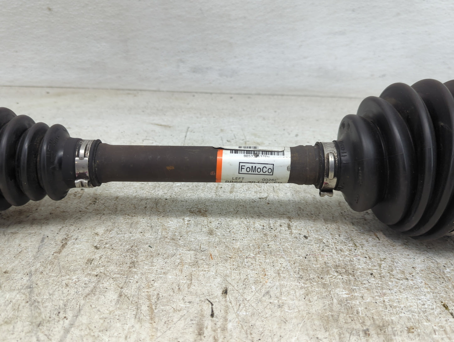 2012-2015 Ford Explorer Axle Shaft Front Driver Cv C/v - Oemusedautoparts1.com