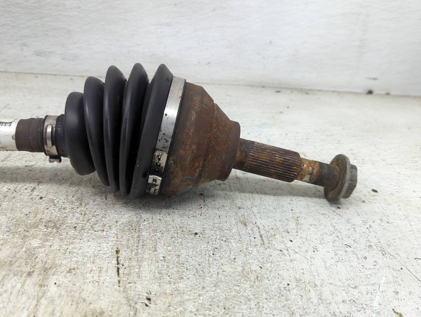 2012-2015 Ford Explorer Axle Shaft Front Driver Cv C/v - Oemusedautoparts1.com