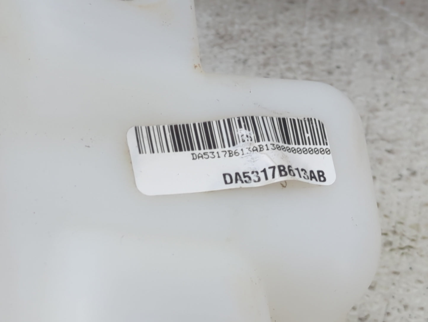2011-2015 Ford Explorer Windshield Washer Fluid Reservoir Bottle Oem - Oemusedautoparts1.com