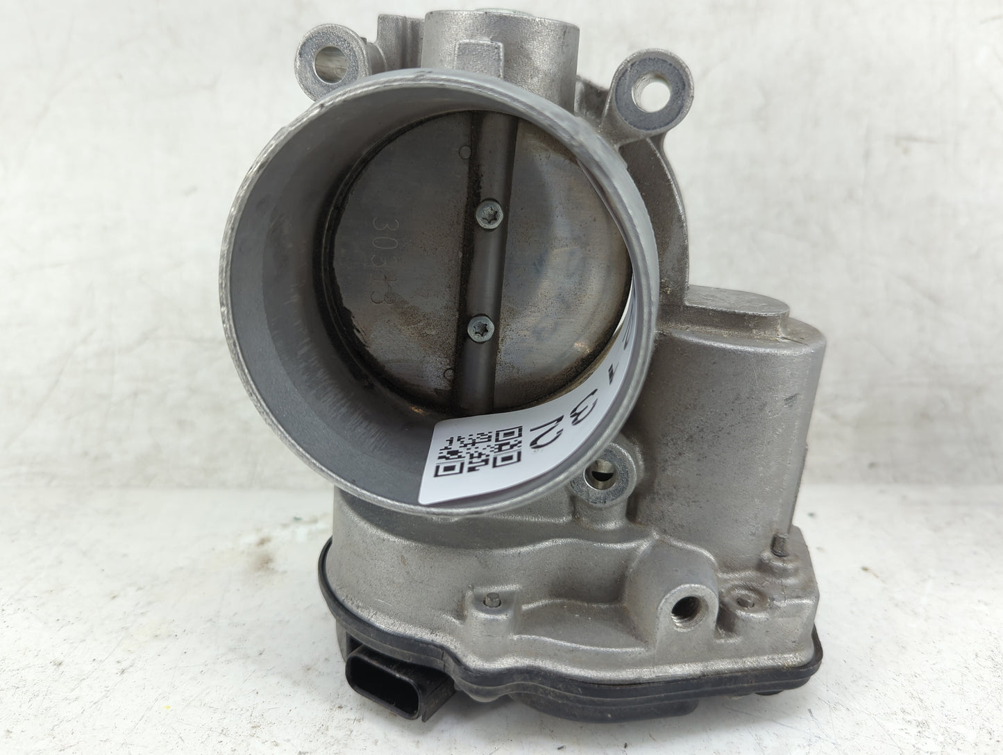 2011-2019 Ford Explorer Throttle Body P/N:AT4E-9F991-EH Fits Fits 2011 2012 2013 2014 2015 2016 2017 2018 2019 OEM Used Auto
