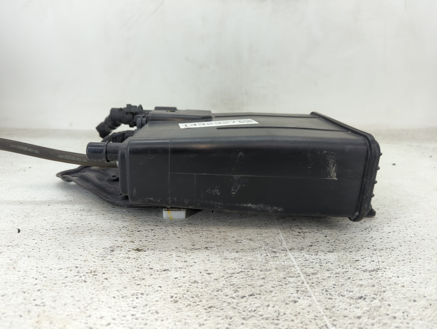 2015 Ford Explorer Fuel Vapor Charcoal Canister 1432327 - Oemusedautoparts1.com