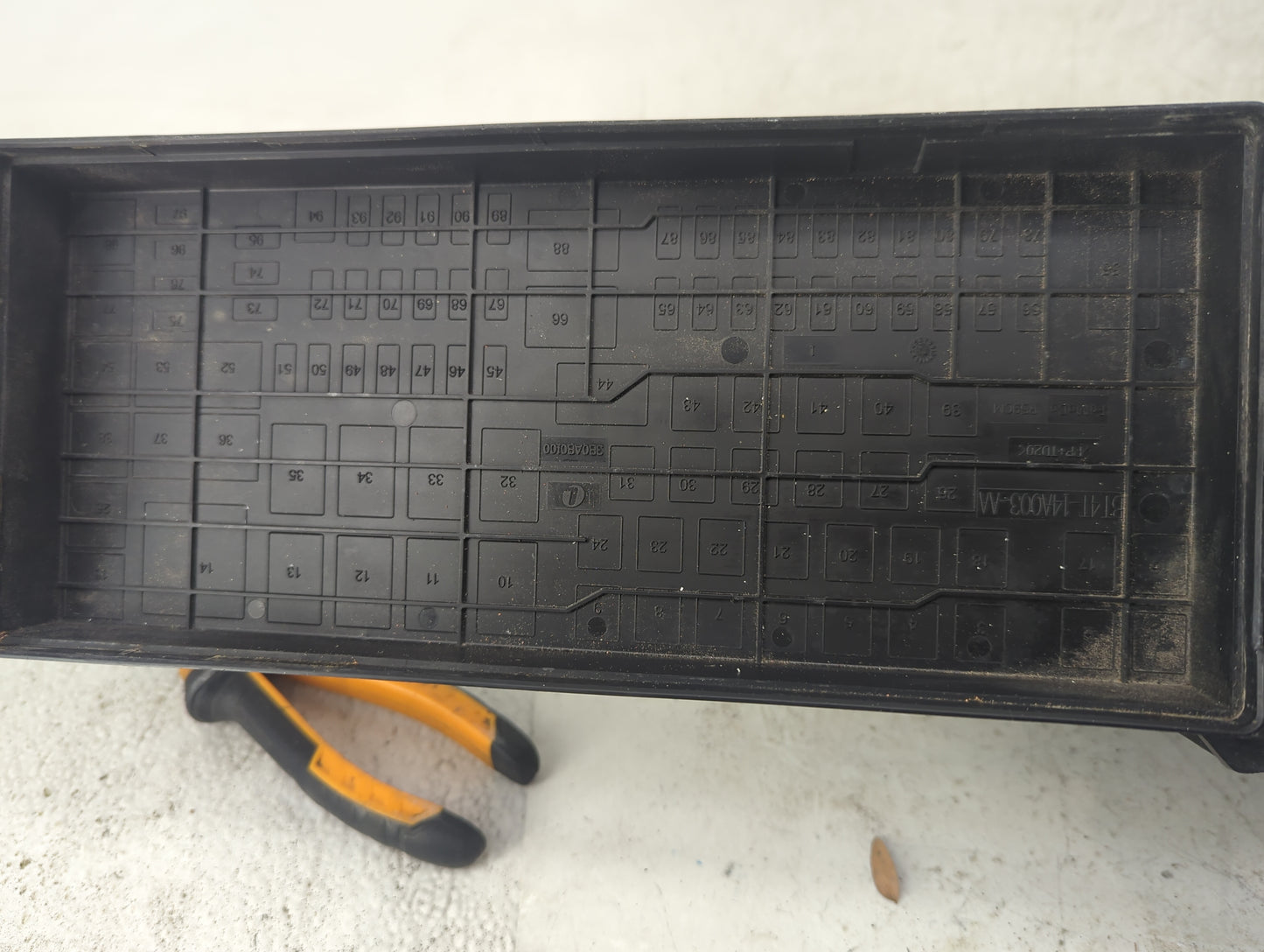 2014-2015 Ford Explorer Fusebox Fuse Box Panel Relay Module P/N:BT4T-14A003-M BT2T-CA, 1164D52, 8T2T-14B192-AA Fits Fits 201