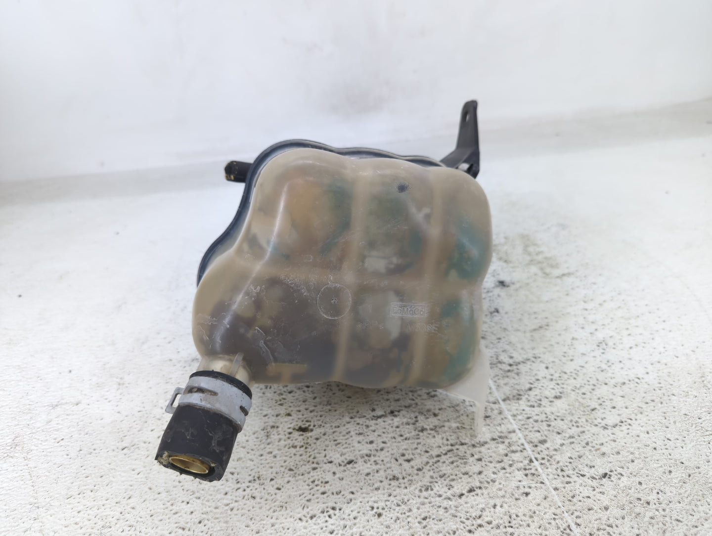 Ford Explorer Radiator Coolant Overflow Expansion Tank Bottle Black - Oemusedautoparts1.com