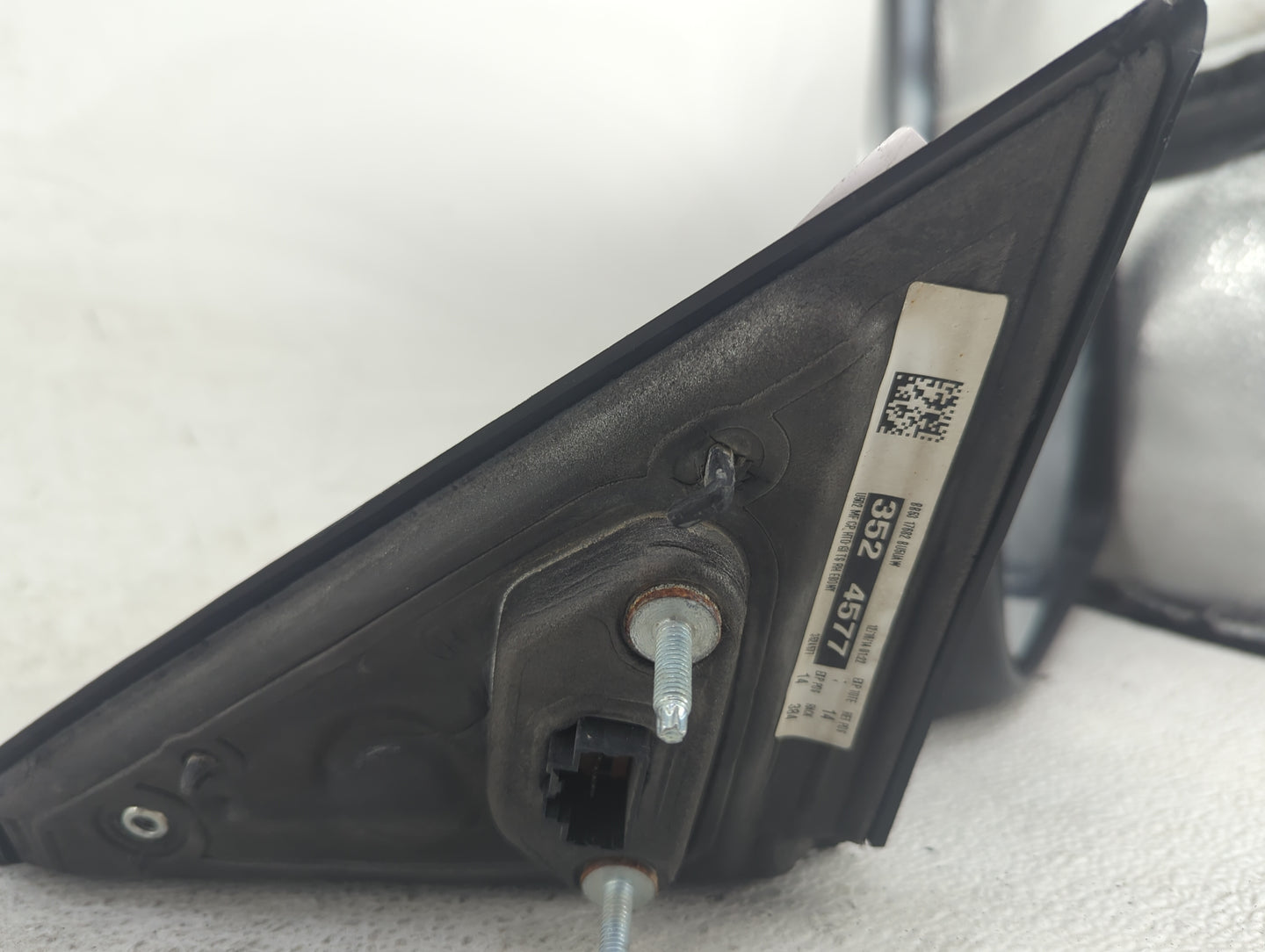 2011-2015 Ford Explorer Passenger Side View Mirror - Right Door Mirror OEM Used - Oemusedautoparts1.com