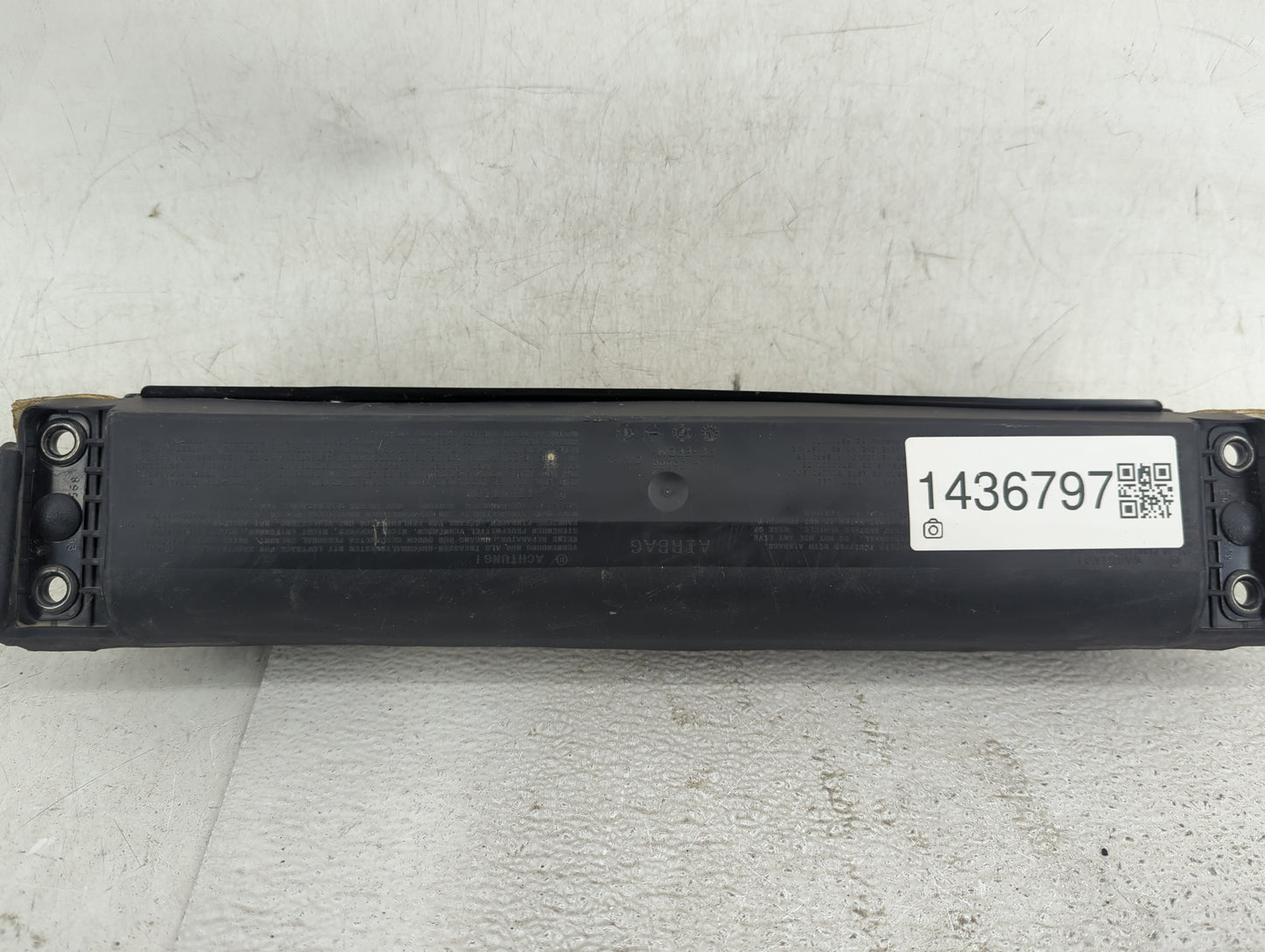 2015 Ford Explorer Air Bag Passenger Right Knee OEM P/N:DB53 78045J76 AE T1IT335C20397 Fits OEM Used Auto Parts - Oemusedaut
