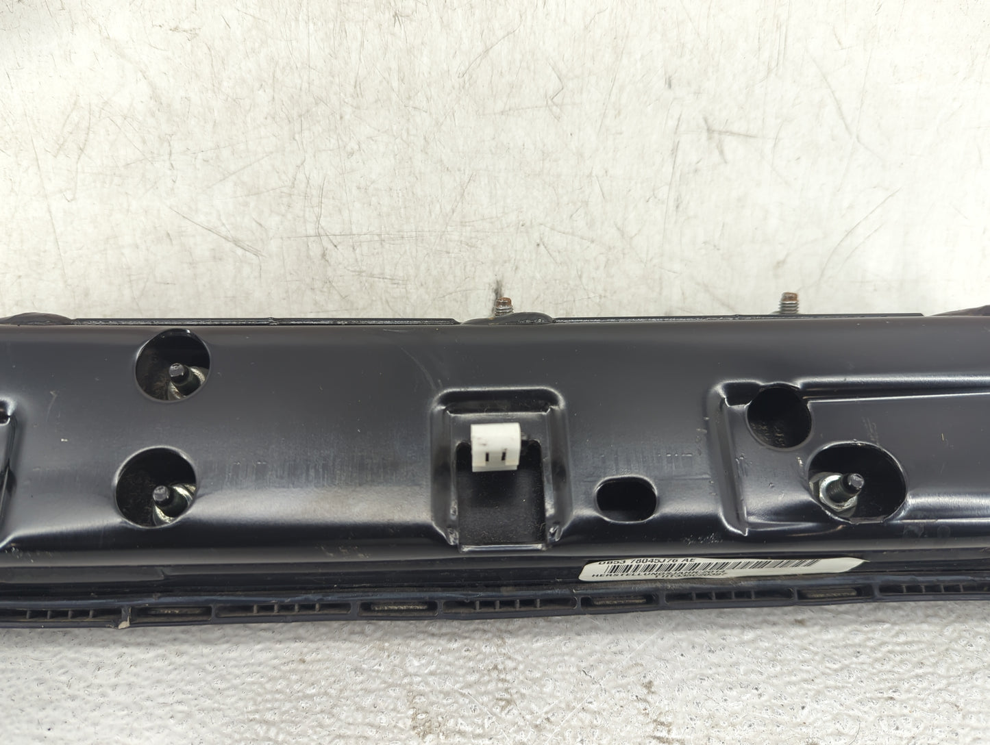 2015 Ford Explorer Air Bag Passenger Right Knee OEM P/N:DB53 78045J76 AE T1IT335C20397 Fits OEM Used Auto Parts - Oemusedaut
