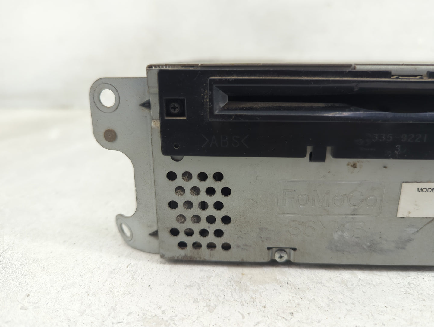 2015 Ford Explorer Radio AM FM Cd Player Receiver Replacement P/N:EB5T-19C107-HB Fits OEM Used Auto Parts - Oemusedautoparts